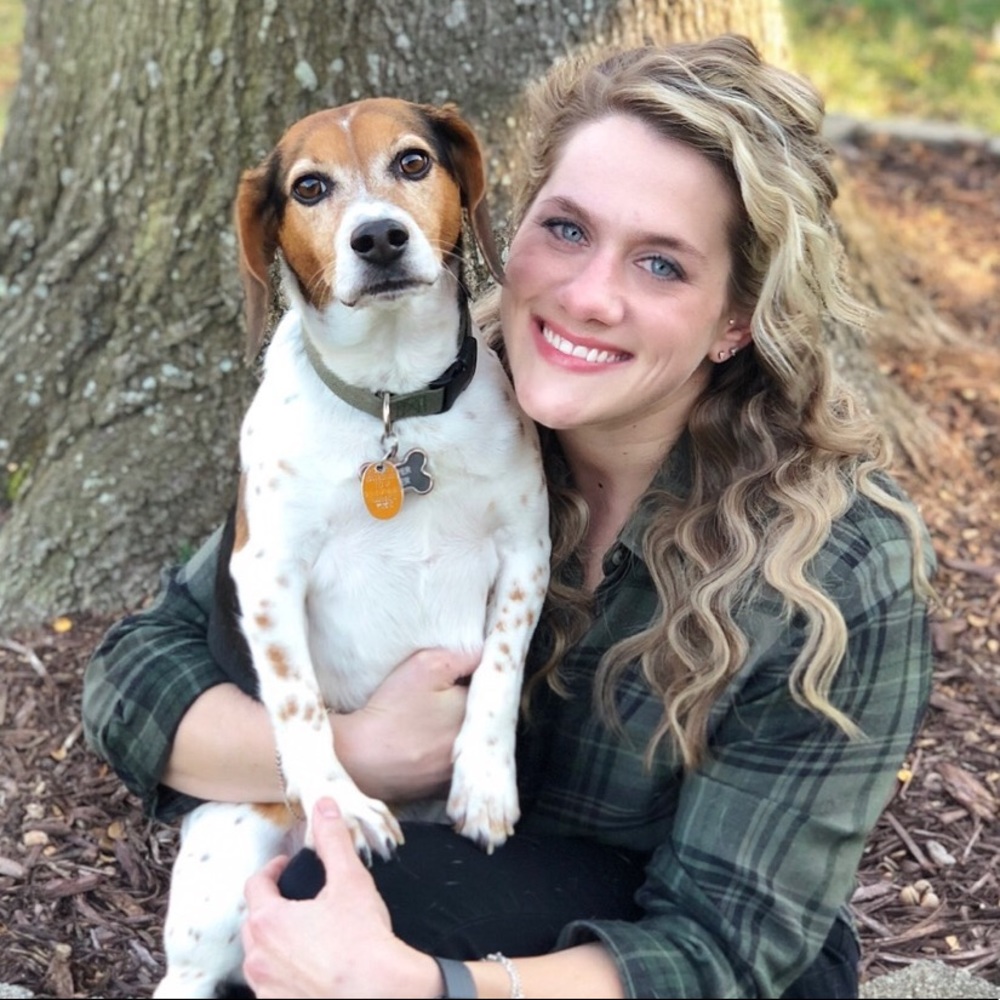 Meet your Posher, Abby